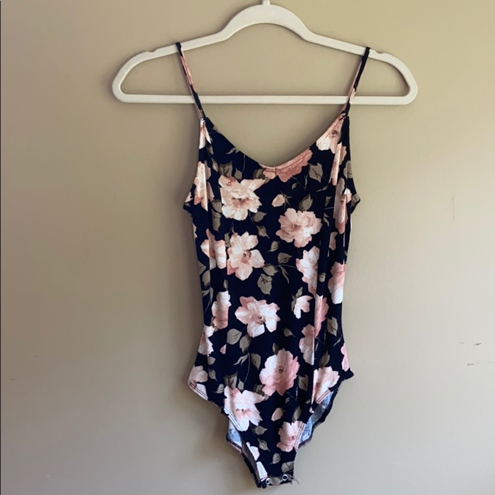 AEO Soft & Sexy medium ribbed bodysuit